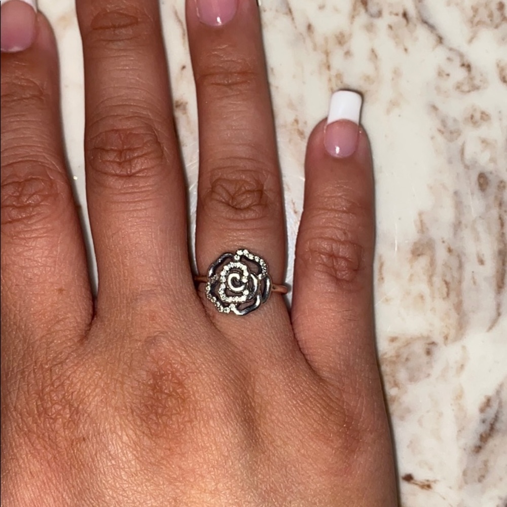 ❌SOLD❌Pandora Rose Ring